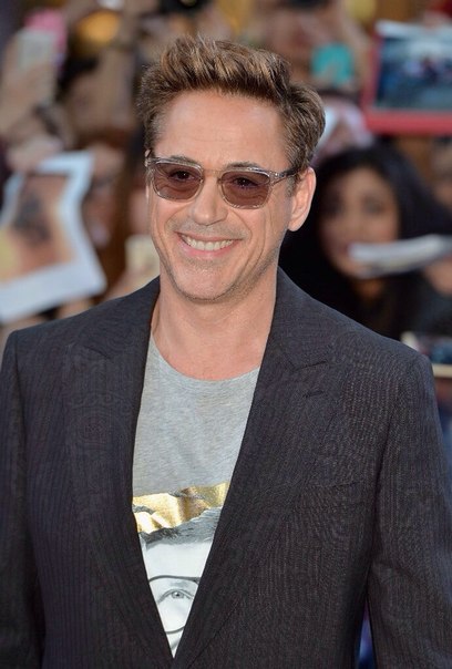 Роберт Дауни-младший на премьере фильма Мстители