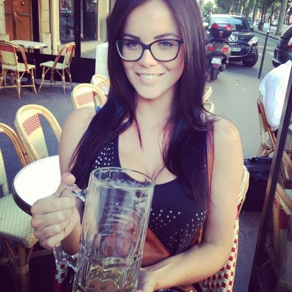 Сексуальность девушек в очках Сексуальность девушек в очках