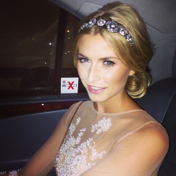 Сексуальные девушки всемирно известных футболистов Сексуальные девушки всемирно известных футболистов