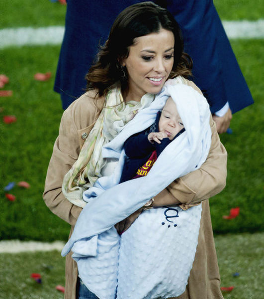 Сексуальные девушки всемирно известных футболистов Сексуальные девушки всемирно известных футболистов