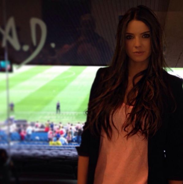 Сексуальные девушки всемирно известных футболистов Сексуальные девушки всемирно известных футболистов