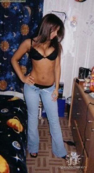 Сексуальные одноклассницы Сексуальные одноклассницы