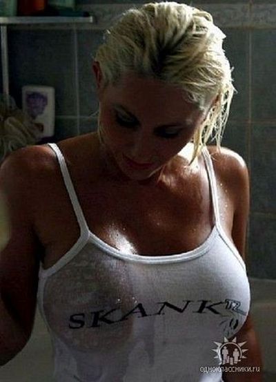 Сексуальные одноклассницы Сексуальные одноклассницы