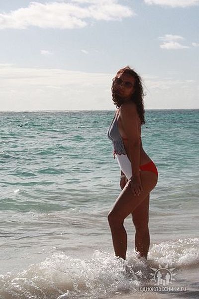 Сексуальные одноклассницы Сексуальные одноклассницы