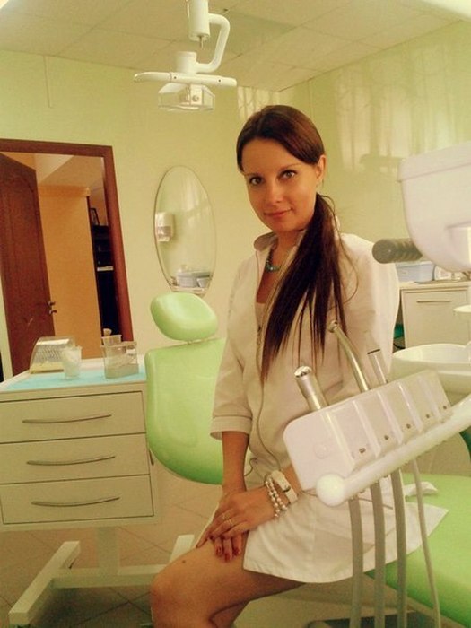 Симпатичные девушки-медработники