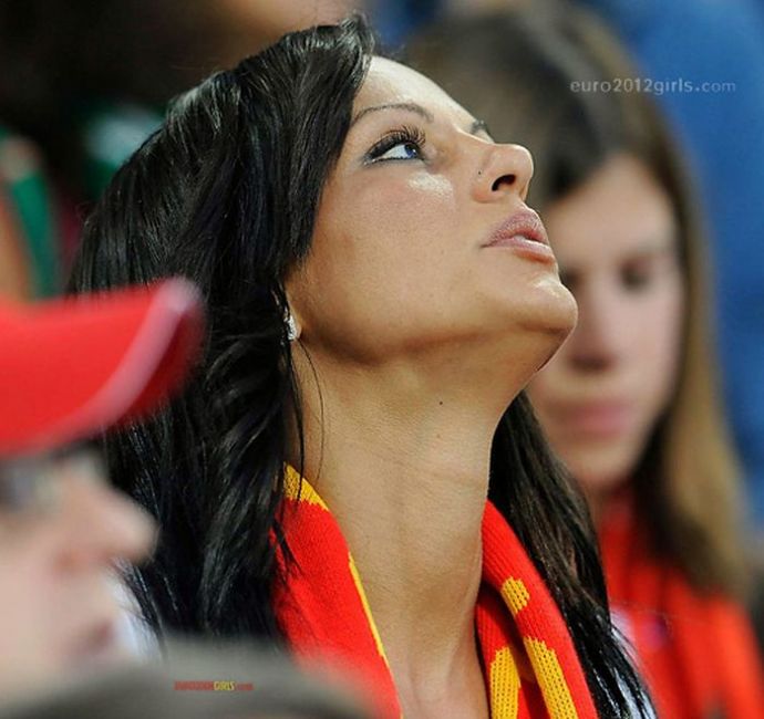 Болельщицы с чемпионатов Евро 2008-2012