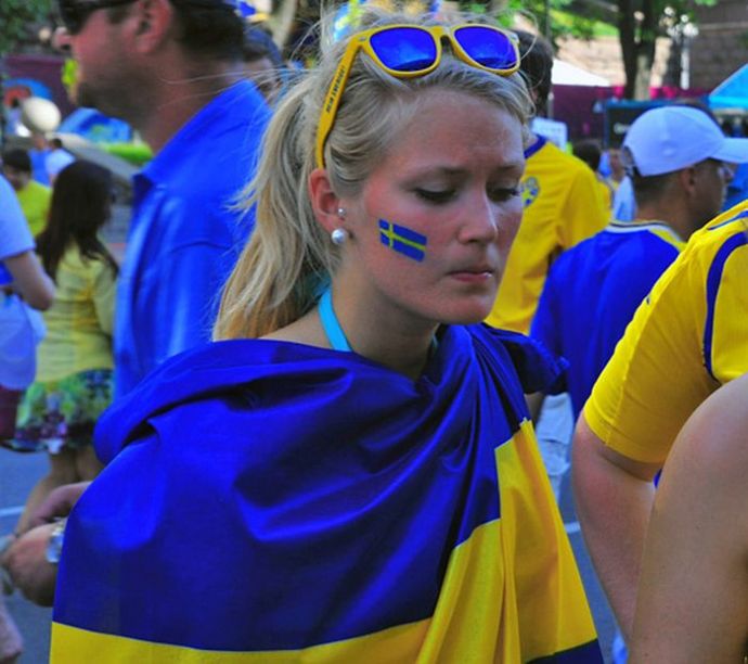 Болельщицы с чемпионатов Евро 2008-2012