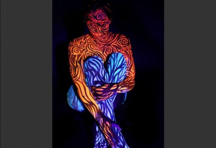 Красивый и сексуальный боди-арт