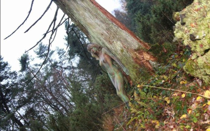 Красивый и сексуальный боди-арт