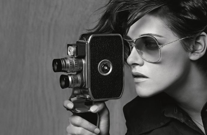 Кристен Стюарт (Kristen Stewart) для рекламы очков