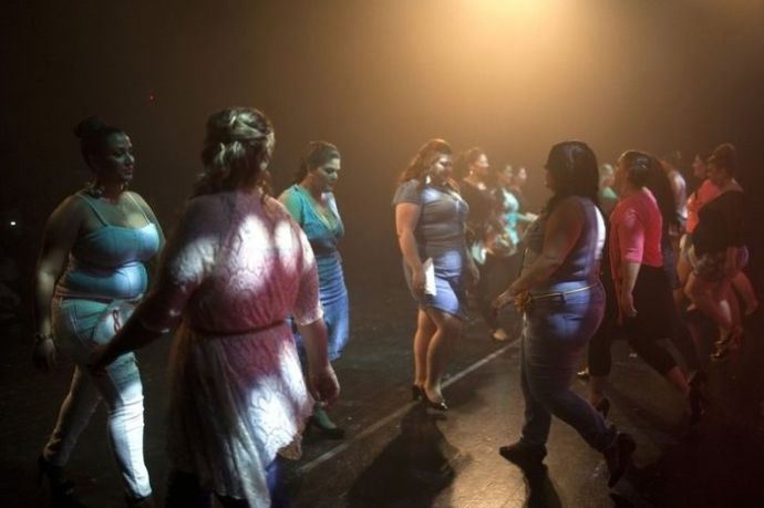 Мисс толстая и красивая