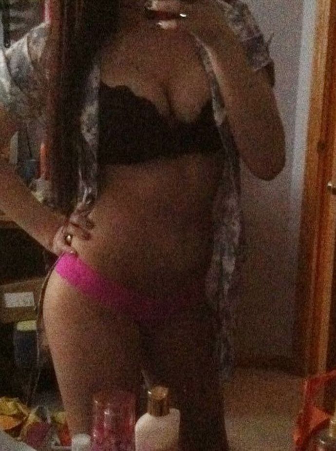 Сексуальные девушки в военной форме (эротика)