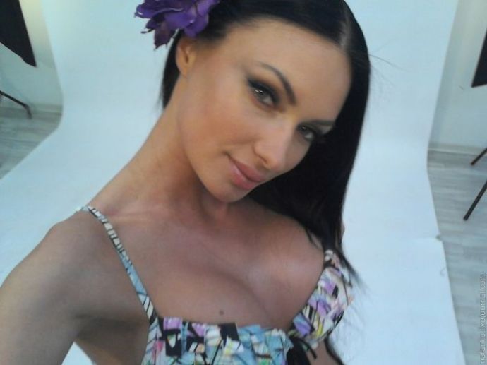 Шикарные девушки из социальных сетей