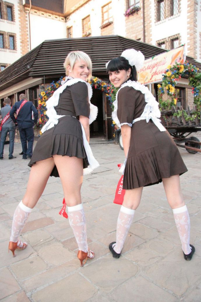 Школьная форма (эротика)