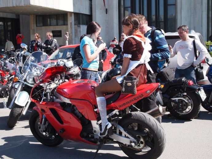 Школьная форма (эротика)