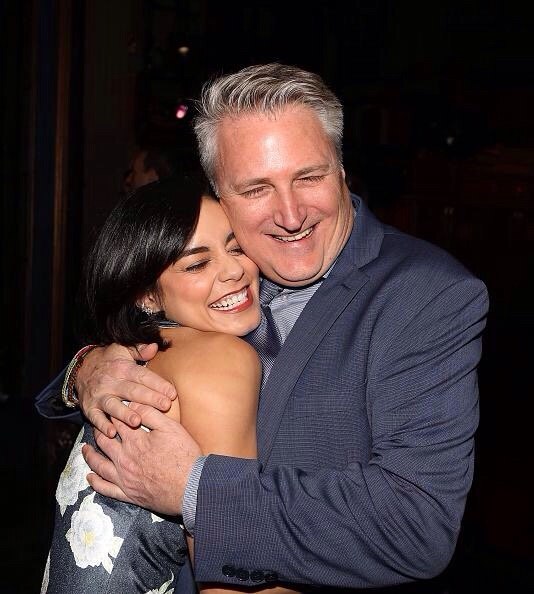 Ванесса Хадженс посетила церемонию Gypsy Robe