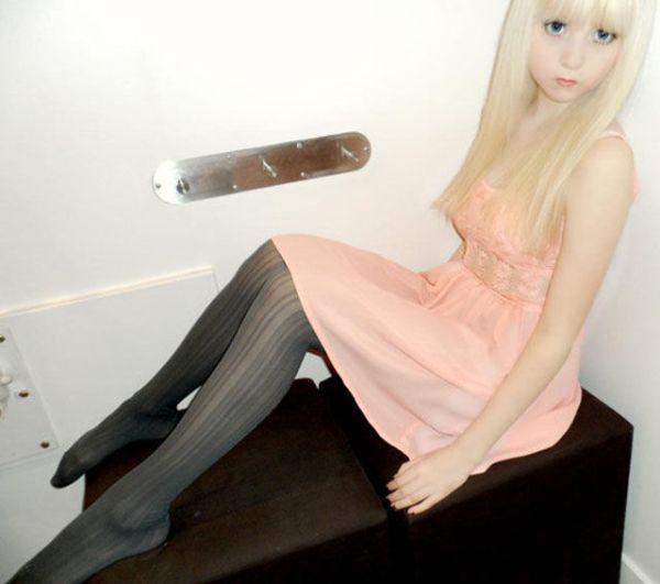 Живая кукла