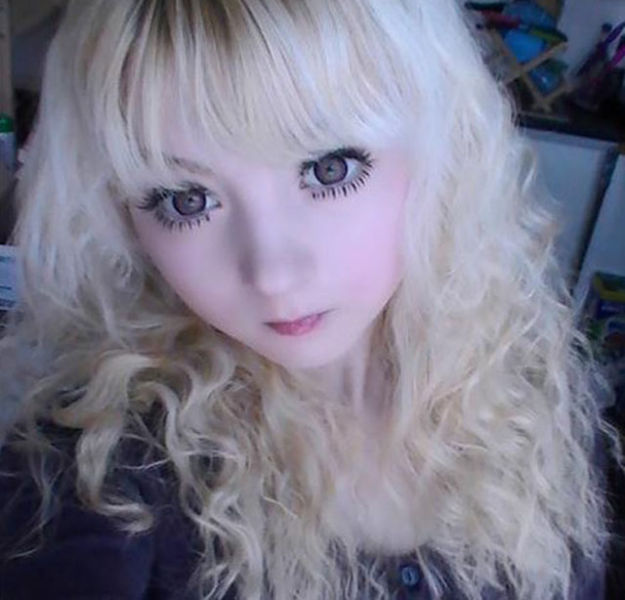 Живая кукла