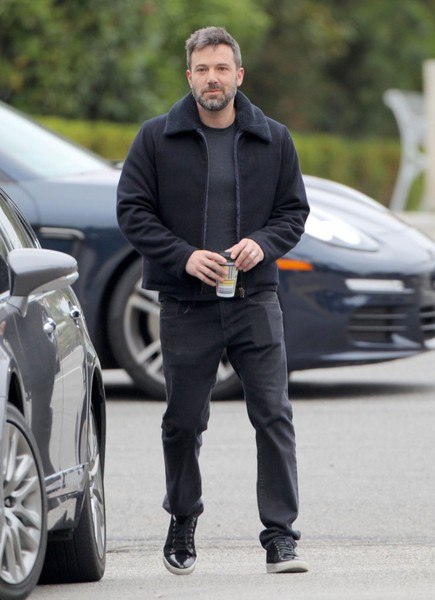 Бен Аффлек в Брентвуде - 26 мая