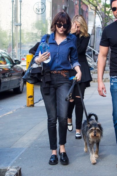 Дакота Джонсон в Нью-Йорке - 15 мая