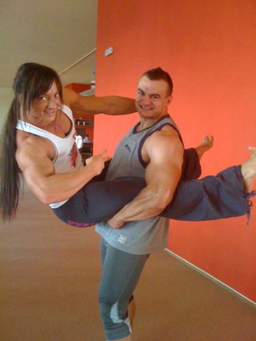 Девушка-бодибилдер Девушка-бодибилдер