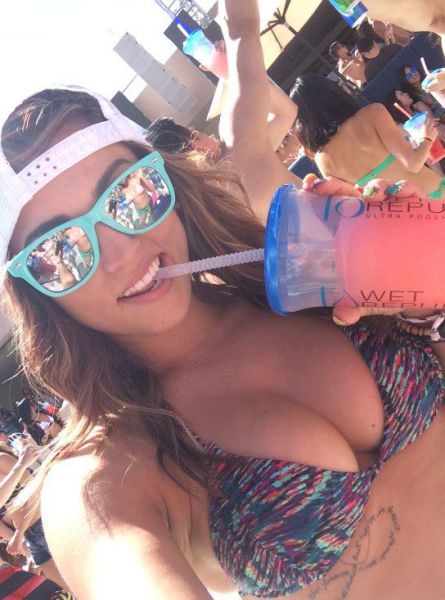 Девушки, которым невозможно смотреть в глаза