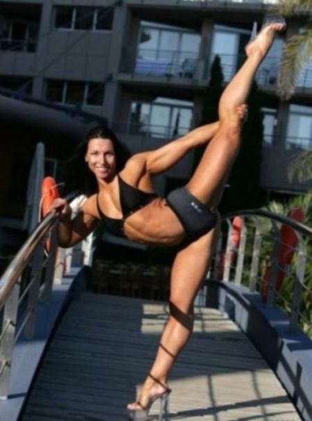 Гибкие девушки, которые следят за своей фигурой