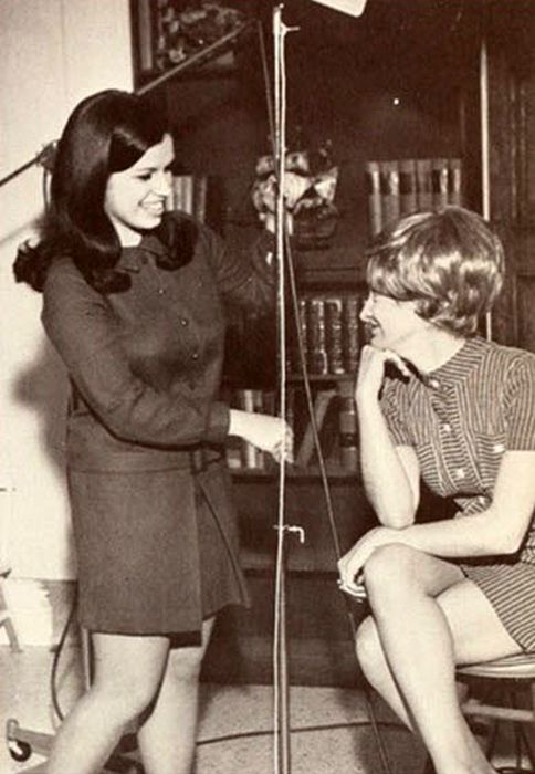 Короткие юбки из прошлого