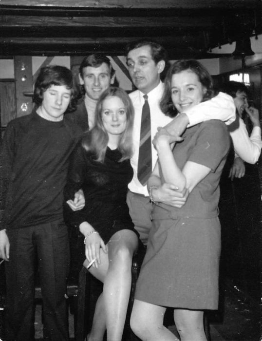 Короткие юбки из прошлого