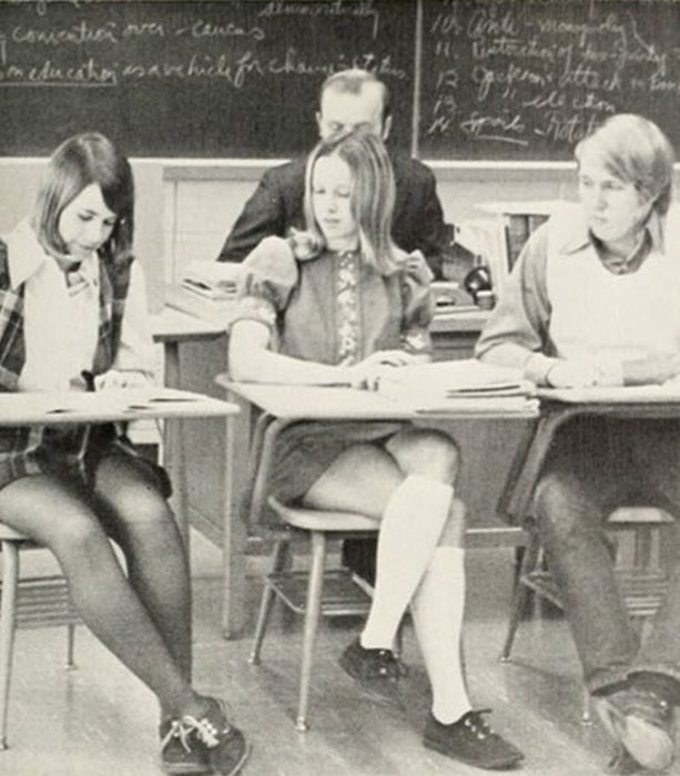 Короткие юбки из прошлого