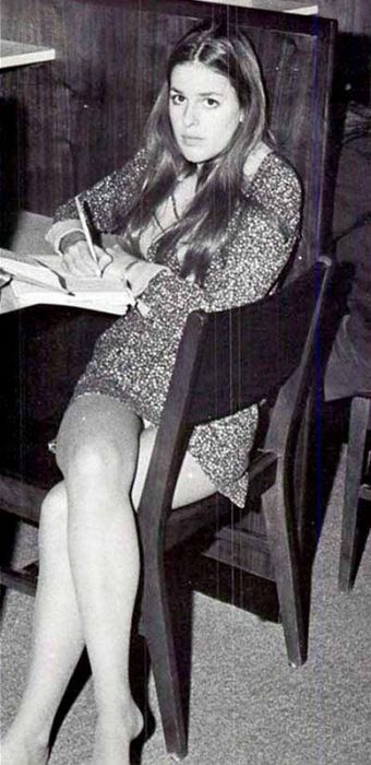 Короткие юбки из прошлого