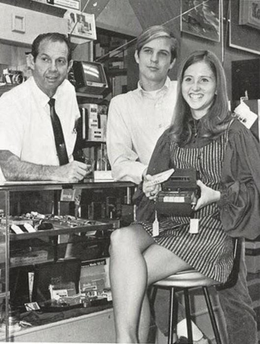 Короткие юбки из прошлого