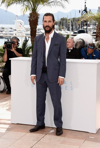 Мэттью МакКонахи и Наоми Уоттс на фотоколе фильма Море деревьев