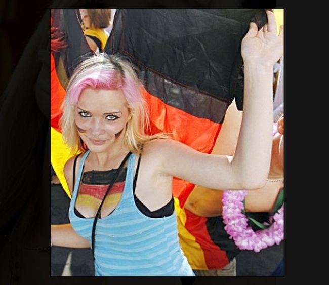 Немецкие фанатки ЕВРО-2012 Немецкие фанатки ЕВРО-2012