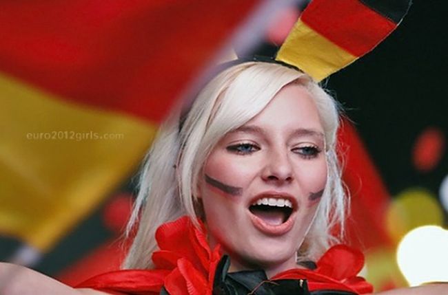 Немецкие фанатки ЕВРО-2012 Немецкие фанатки ЕВРО-2012