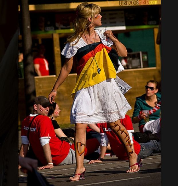 Немецкие фанатки ЕВРО-2012 Немецкие фанатки ЕВРО-2012