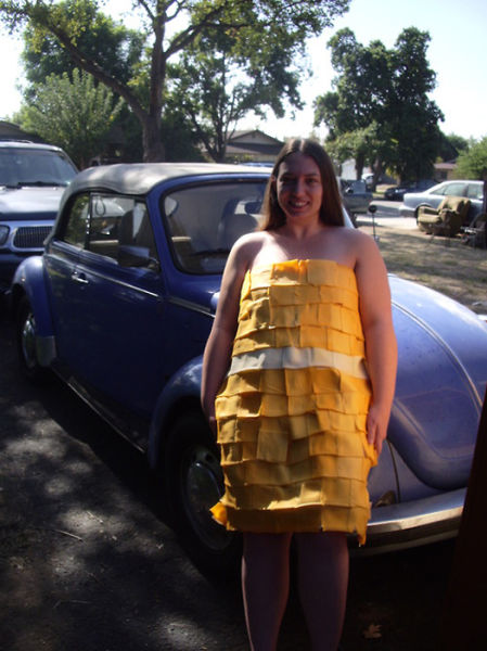 Новая мода - платья из сыра