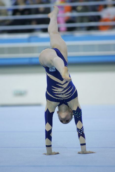 Откровенные позы симпатичных спортсменок