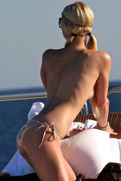 Пэрис Хилтон (голые звезды, обнаженные знаменитости)