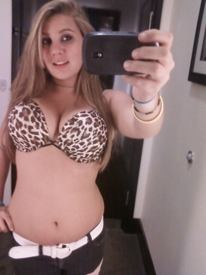 Примерочные в женских магазинах помнят немало самострелов