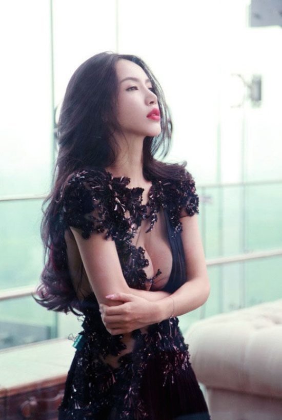 Прозрачные декольте