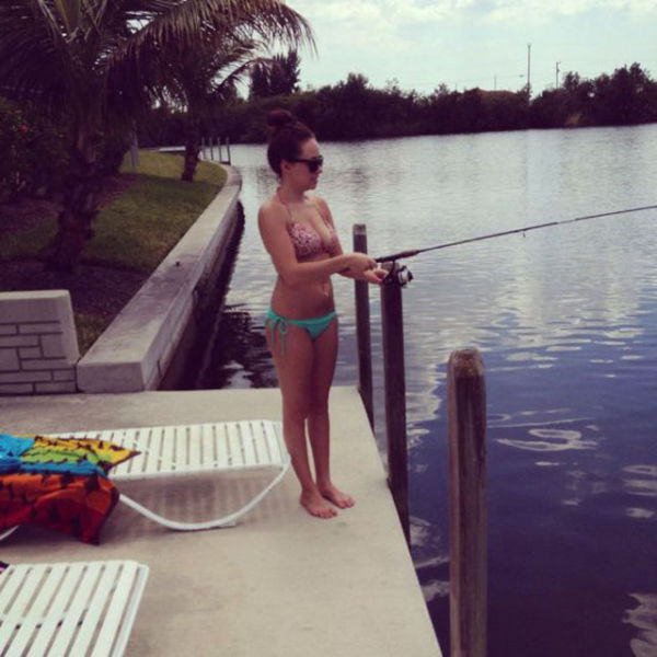 Рыбачим с девчонками!