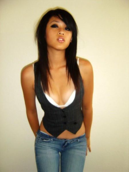 Симпатичные азиатки. Часть 2