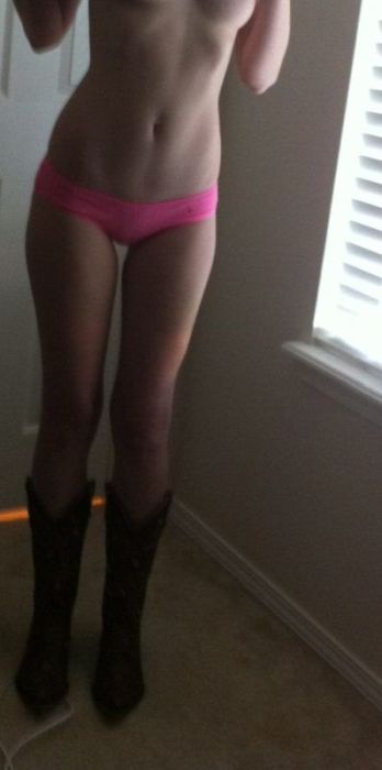 Стройные девушки из соц. сетей Стройные девушки из соц. сетей