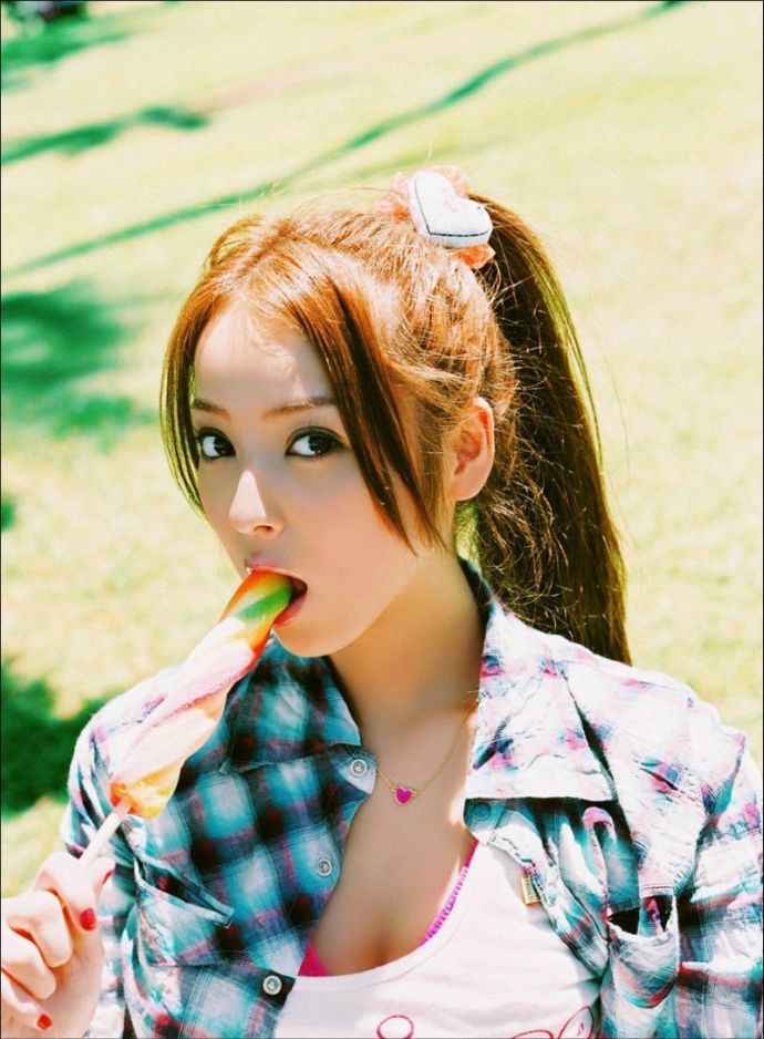 100 фотографий красивых девушек