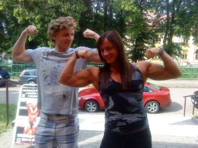 Девушка-бодибилдер