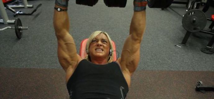 Девушка-бодибилдер