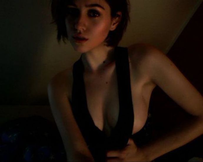 Девушки, которым невозможно смотреть в глаза