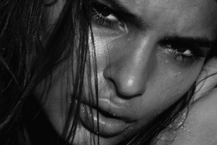 Emily Ratajkowski (Эмили Ратажковски) в фотосессии