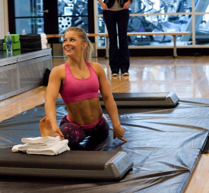 Гибкие девушки, которые следят за своей фигурой